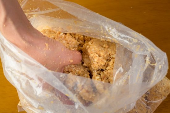 『自分で育てる味噌キット』　完成1.3kg 　【すべて宮城県産・素材】